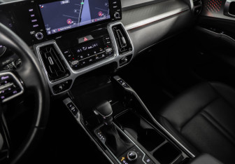 Подержанный автомобиль Kia Sorento 2021 года (22 фото)