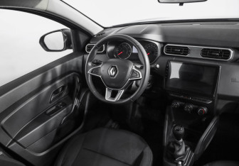 Подержанный автомобиль Renault Duster 2021 года (9 фото)