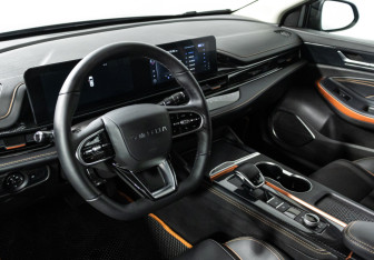 Подержанный автомобиль Omoda S5 GT 2024 года (11 фото)