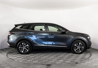 Подержанный автомобиль Kia Sportage 2022 года (5 фото)
