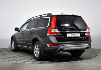Подержанный автомобиль Volvo XC70 2014 года (7 фото)