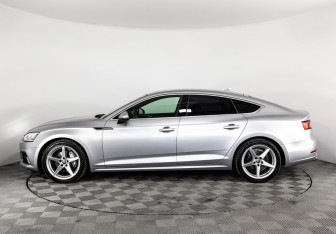 Подержанный автомобиль Audi A5 Liftback 2017 года (11 фото)