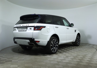 Подержанный автомобиль Land Rover Range Rover Sport 2018 года (5 фото)