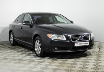 Подержанный автомобиль Volvo S80 2010 года (3 фото)