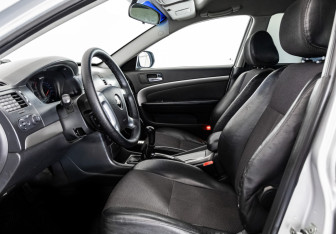 Подержанный автомобиль Chevrolet Epica 2011 года (14 фото)