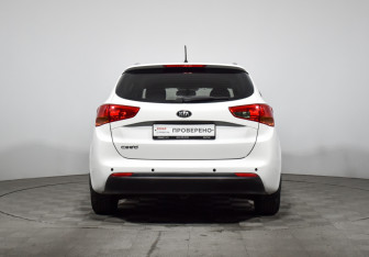 Подержанный автомобиль Kia Ceed Wagon 2016 года (6 фото)