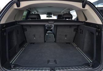 Подержанный автомобиль BMW X3 2020 года (32 фото)