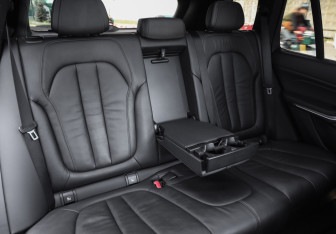 Подержанный автомобиль BMW X5 2019 года (29 фото)