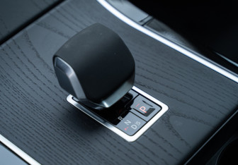 Новый Land Rover Range Rover Evoque 2025 (14 фото)