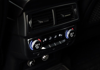 Подержанный автомобиль Audi Q7 2018 года (25 фото)