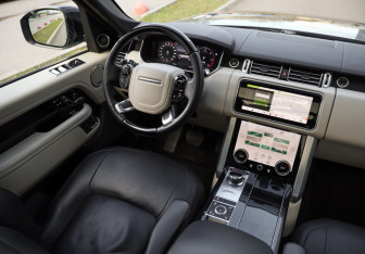Подержанный автомобиль Land Rover Range Rover 2019 года (10 фото)