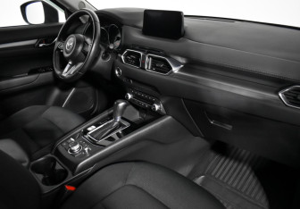 Подержанный автомобиль Mazda CX-5 2021 года (14 фото)