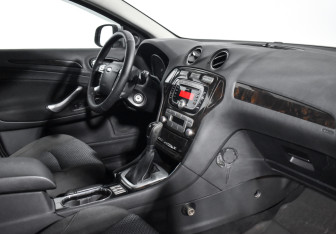 Подержанный автомобиль Ford Mondeo Sedan 2008 года (13 фото)