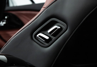 Подержанный автомобиль Exeed RX 2023 года (15 фото)