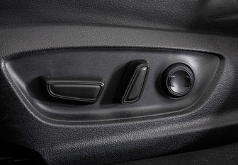 Подержанный автомобиль Toyota Camry Sedan 2019 года (25 фото)