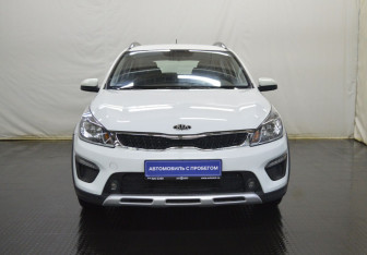 Подержанный автомобиль Kia Rio Hatchback 2018 года (2 фото)