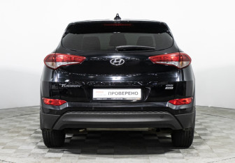 Подержанный автомобиль Hyundai Tucson 2017 года (6 фото)
