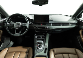 Подержанный автомобиль Audi A4 Sedan 2020 года (13 фото)