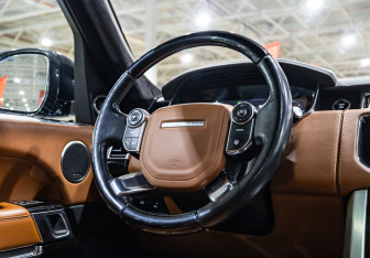 Подержанный автомобиль Land Rover Range Rover 2014 года (17 фото)