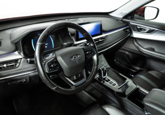 Подержанный автомобиль Chery Tiggo 7 Pro 2022 года (11 фото)