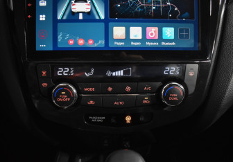 Подержанный автомобиль Nissan Qashqai 2017 года (17 фото)