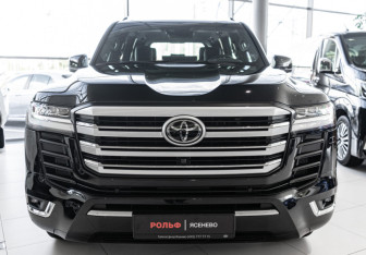 Новый Toyota Land Cruiser Suv 2026 (2 фото)