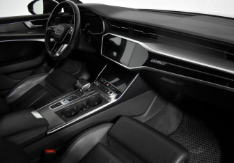 Подержанный автомобиль Audi A6 Wagon 2018 года (13 фото)