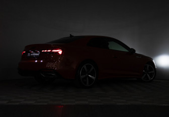 Подержанный автомобиль Audi A5 Coupe 2021 года (28 фото)