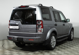 Подержанный автомобиль Land Rover Discovery 2012 года (5 фото)