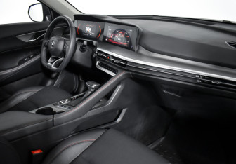 Подержанный автомобиль Changan CS35PLUS 2023 года (13 фото)