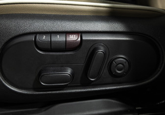 Подержанный автомобиль MINI Countryman 2019 года (16 фото)