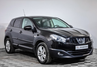Подержанный автомобиль Nissan Qashqai 2012 года (3 фото)