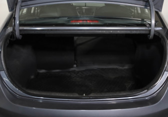 Подержанный автомобиль Hyundai Solaris Sedan 2018 года (25 фото)