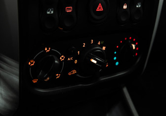 Подержанный автомобиль Nissan Almera Sedan 2017 года (15 фото)