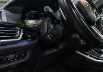 Подержанный автомобиль BMW X5 2022 года (27 фото)