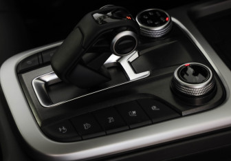 Подержанный автомобиль Tank 300 2023 года (28 фото)