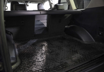 Подержанный автомобиль Toyota Land Cruiser Prado 2014 года (28 фото)