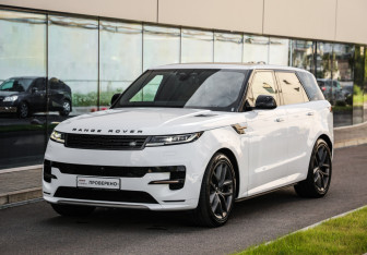 Подержанный автомобиль Land Rover Range Rover Sport 2022 года (3 фото)