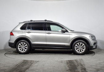 Подержанный автомобиль Volkswagen Tiguan 2019 года (4 фото)