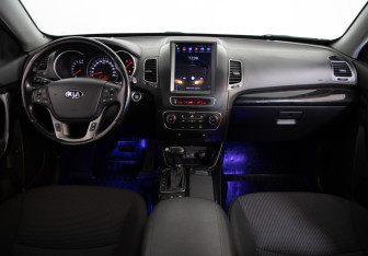 Подержанный автомобиль Kia Sorento 2019 года (9 фото)