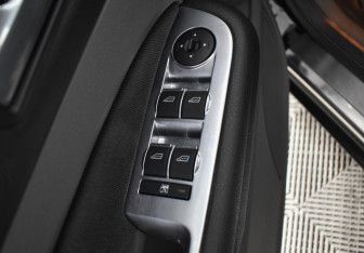 Подержанный автомобиль Ford Focus Wagon 2008 года (16 фото)