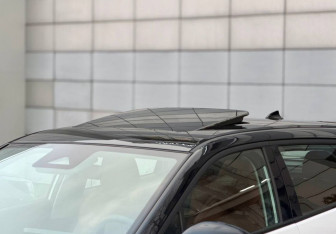 Подержанный автомобиль Omoda C5 2023 года (10 фото)