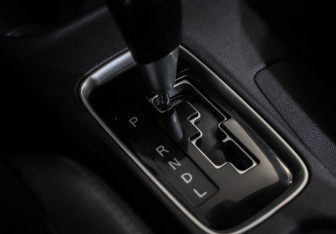 Подержанный автомобиль Mitsubishi Outlander 2014 года (20 фото)