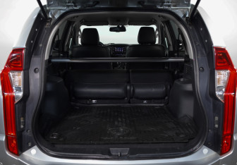 Подержанный автомобиль Mitsubishi Pajero Sport 2018 года (32 фото)