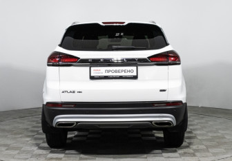 Подержанный автомобиль Geely Atlas Pro 2023 года (6 фото)