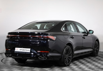 Подержанный автомобиль Geely Preface 2024 года (5 фото)