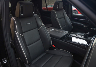 Подержанный автомобиль Cadillac Escalade Suv 2022 года (35 фото)