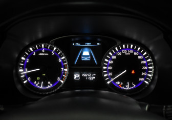 Подержанный автомобиль Infiniti QX60 2014 года (24 фото)