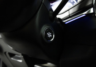 Подержанный автомобиль Skoda Karoq 2020 года (18 фото)