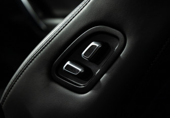 Подержанный автомобиль Geely Atlas 2021 года (13 фото)